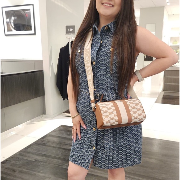 Michael Kors Cooper Small Duffle Bag Crossbody NEW - Picture 4 of 7